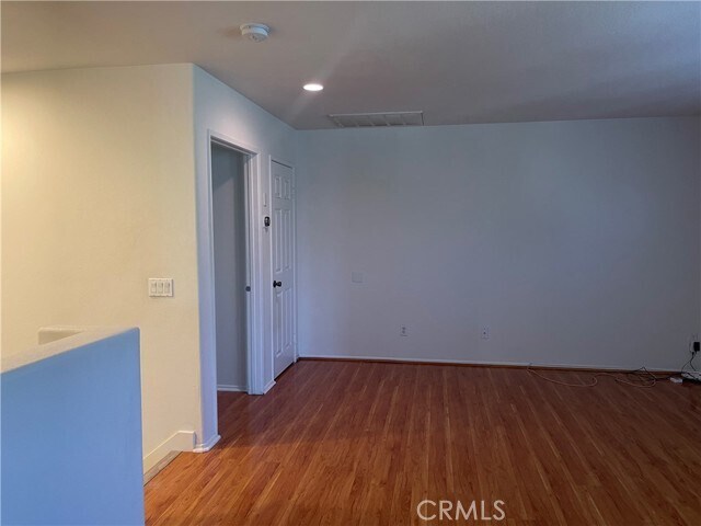 Building Photo - 37075 Parkway Dr