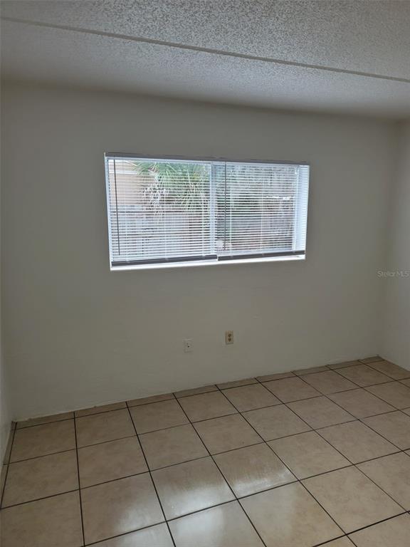 Building Photo - 1216 Kennedy Rd