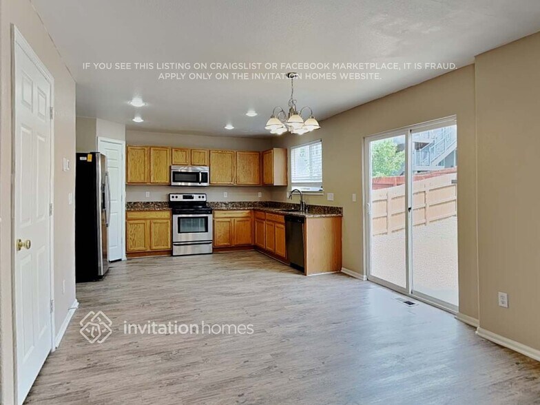 Building Photo - 229 Monares Ln