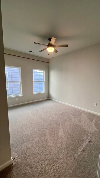 Building Photo - 728 Isle Verde Dr