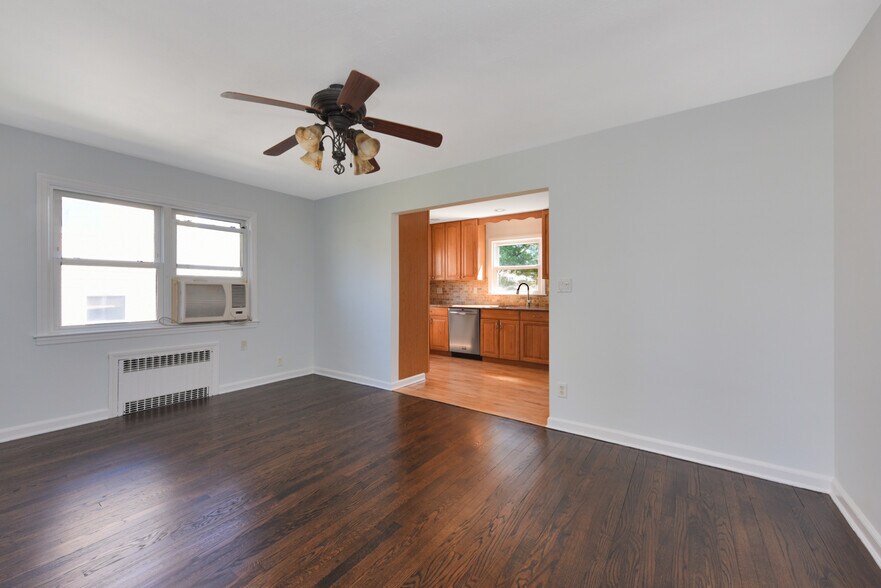 Building Photo - 6 Dunes Ln