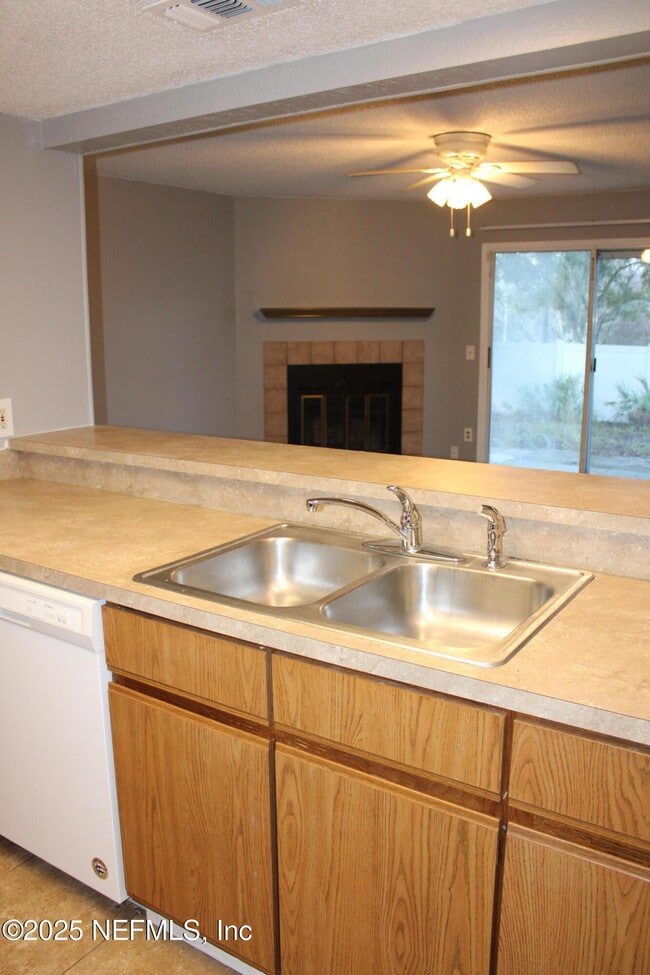 Building Photo - 791 Assisi Ln