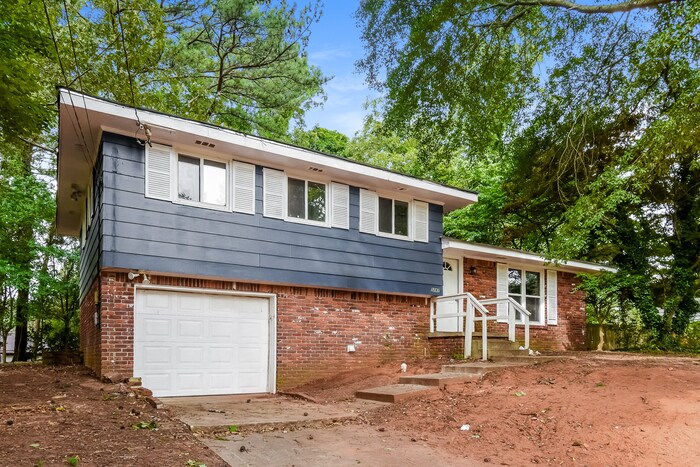 Building Photo - 5287 Chantilly Terrace