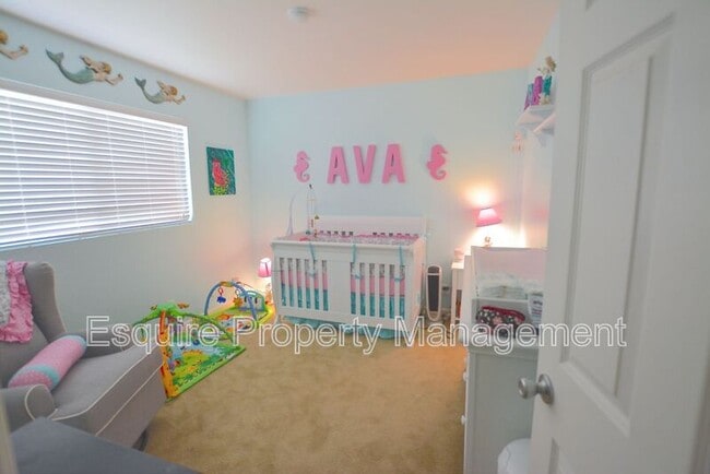 Building Photo - 1170 Novato Dr