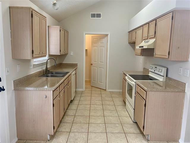 Building Photo - 2366 Walden Pl Ct