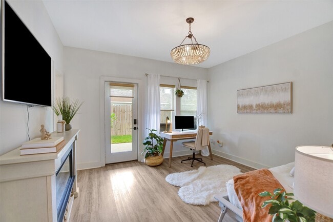 Building Photo - 1106 Paul Quinn St