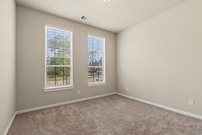 Building Photo - 12303 Woodnote Ln