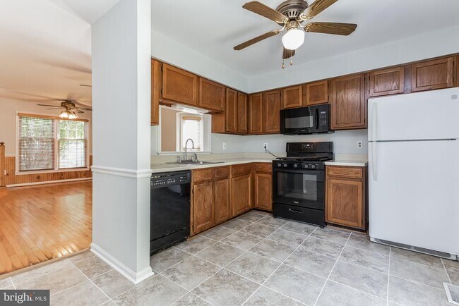 Building Photo - 6531 Brick Hearth Ct