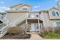 Building Photo - 6 Ray Ct