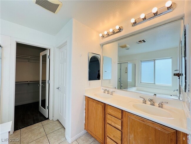 Building Photo - 9110 Iron Cactus Ave