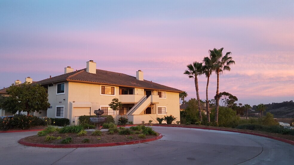 Primary Photo - 3504 Paseo De Los Americanos