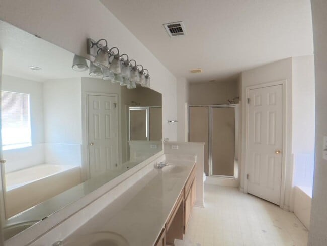 Building Photo - 4908 Topsey Dr