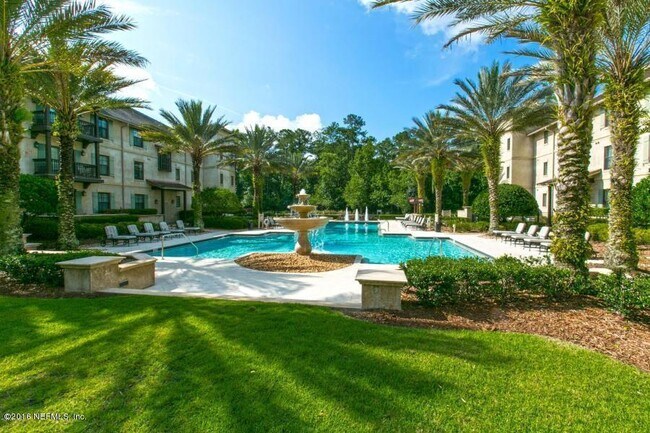 Building Photo - 965 Registry Blvd