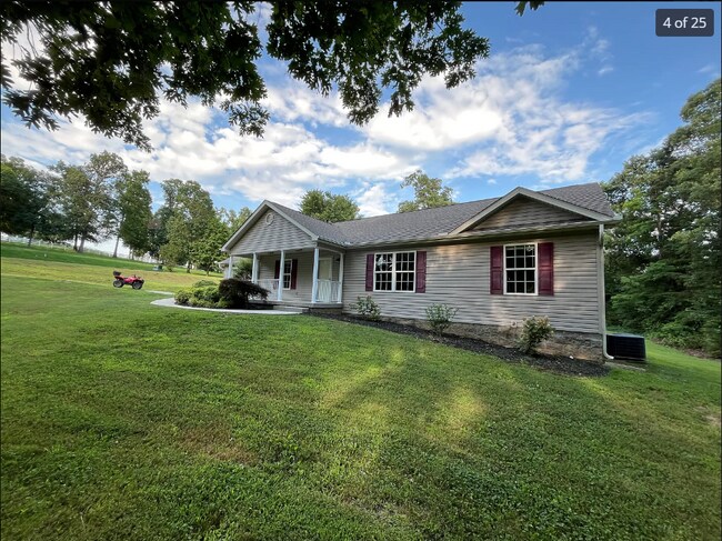 Building Photo - 2224 Peterson Rd