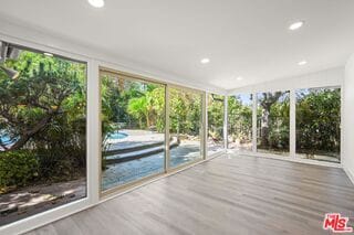 Building Photo - 3549 Stonewood Dr