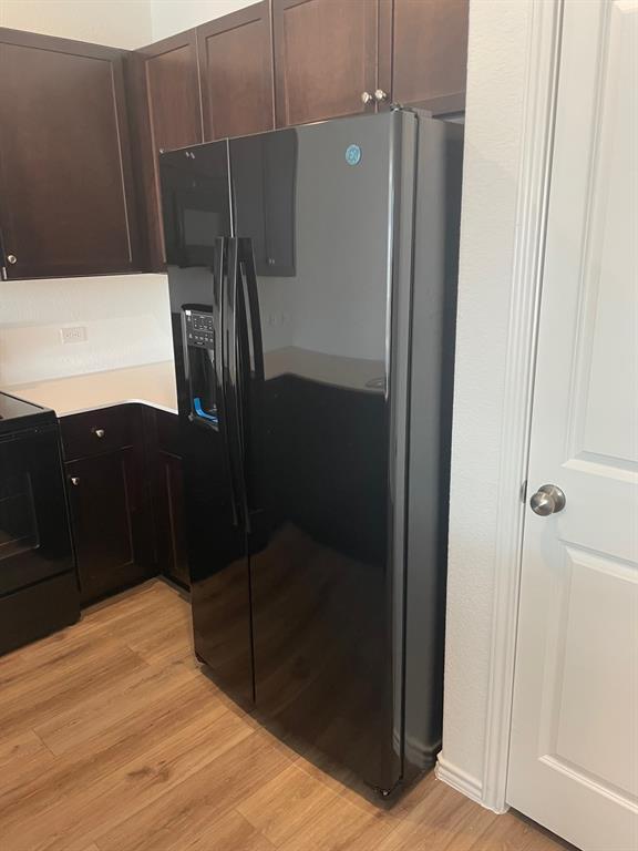 Building Photo - 340 The Bad Wy