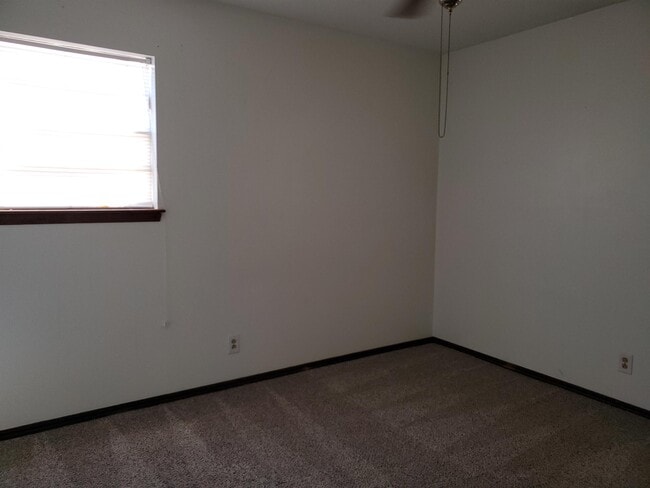 Building Photo - 709 Quapaw Dr