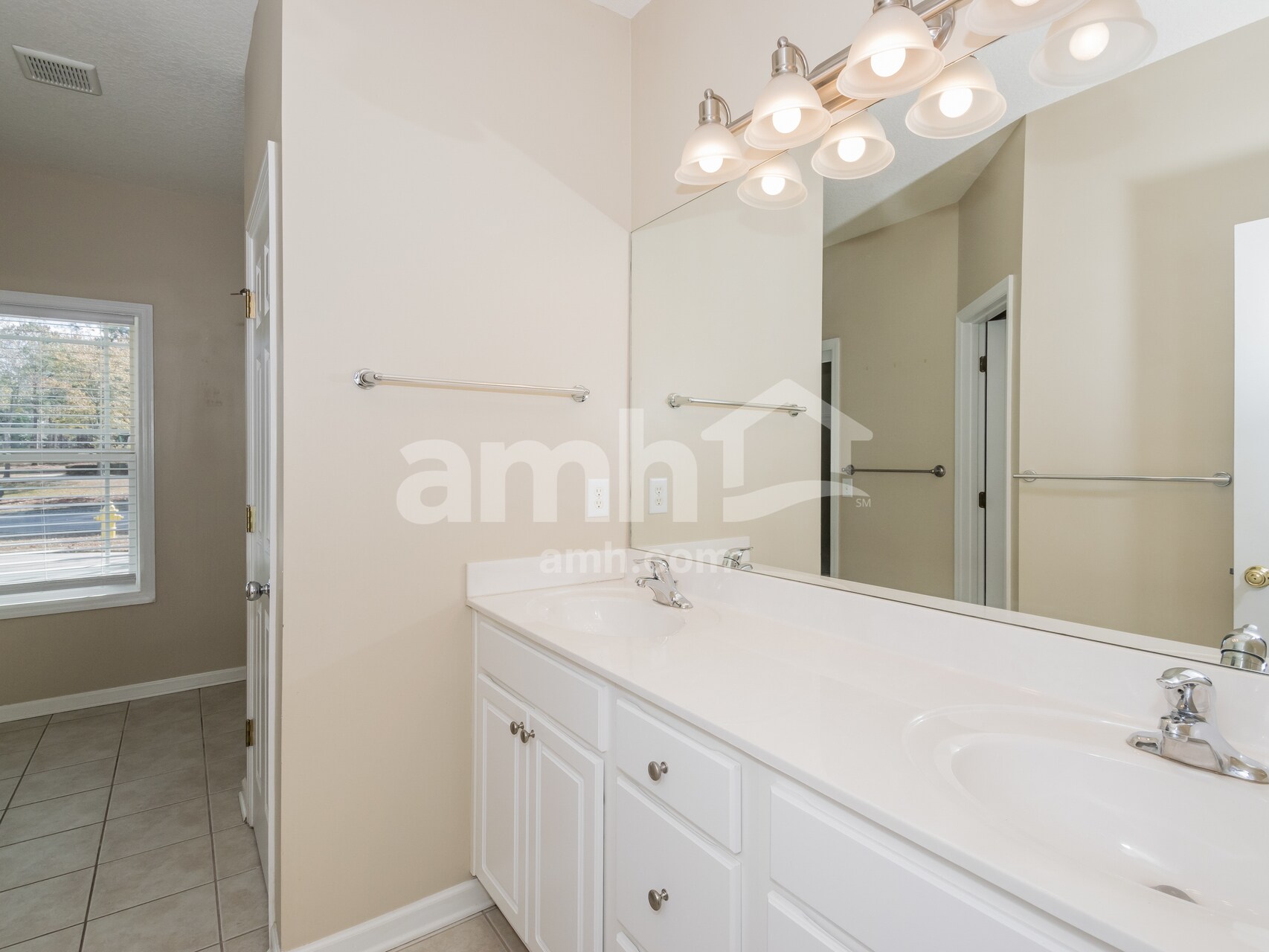 Building Photo - 38 Alston Park Dr