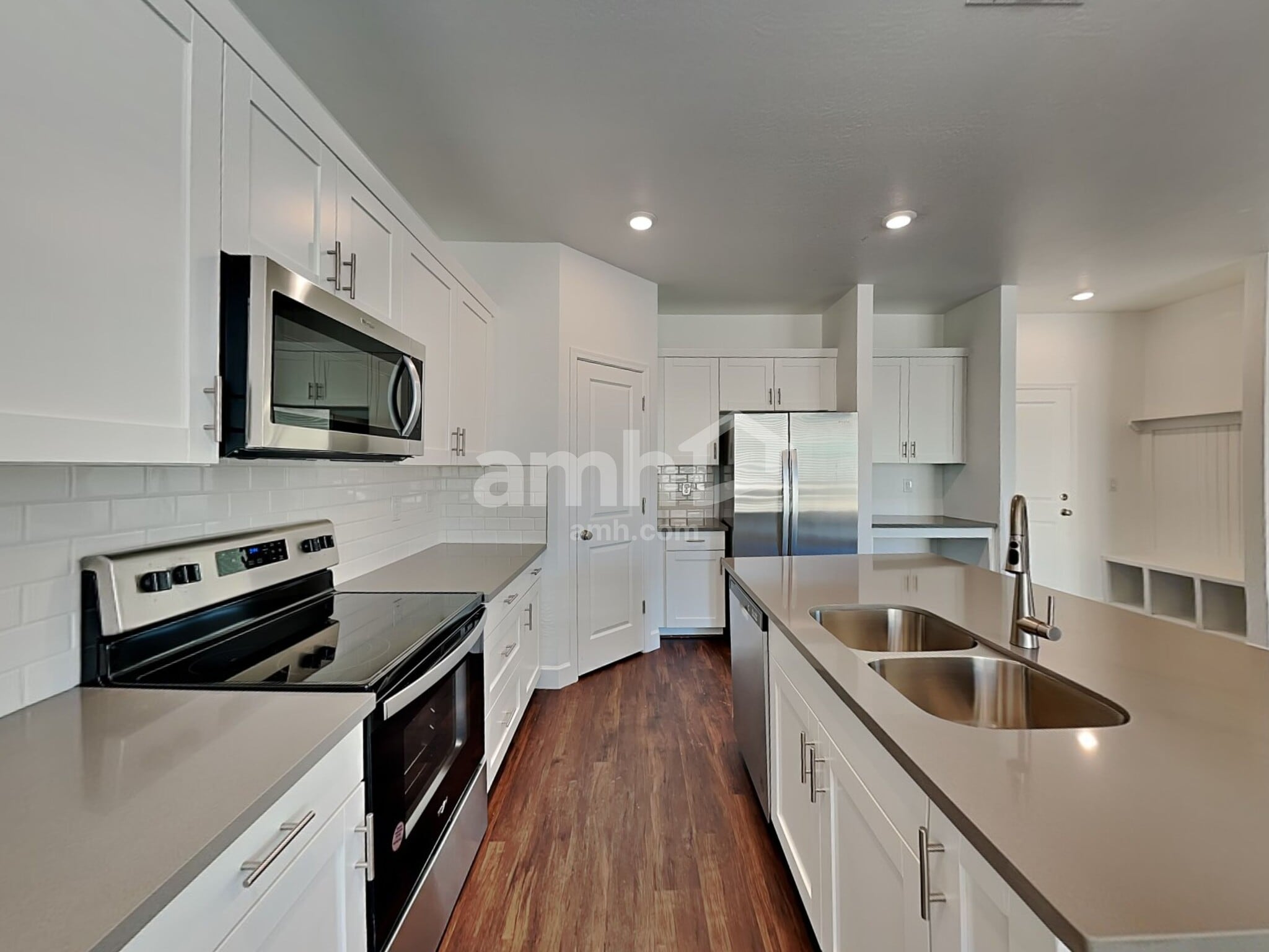 Building Photo - 17164 W Townley Ave