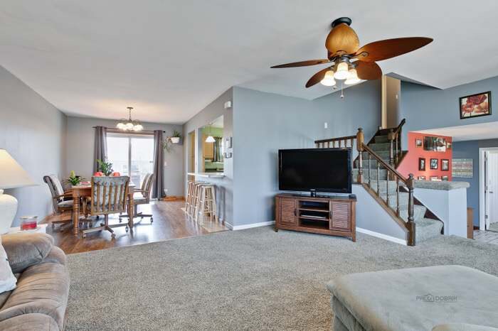 Building Photo - 1595 Oregon Trail