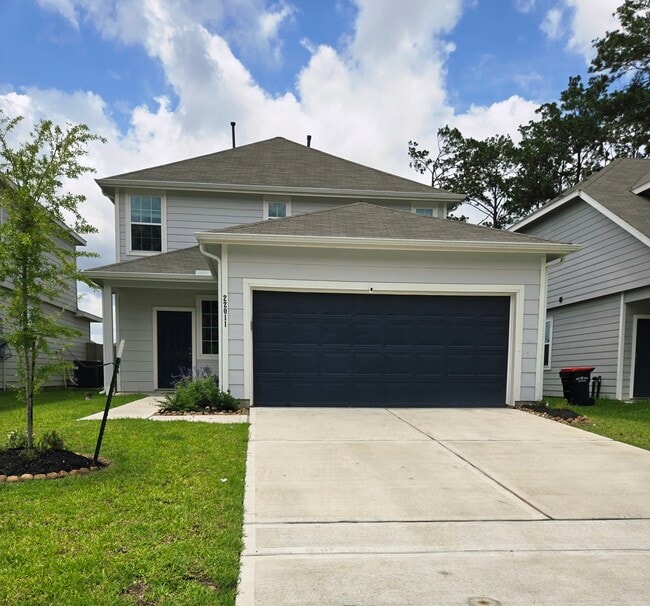 Building Photo - 22011 Grand Majestic Dr