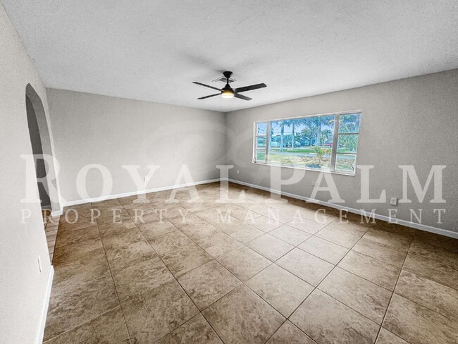 Building Photo - 3 Bed | 2 Bath Home on SE 46th Terrace – Space to Live, Room to Breathe