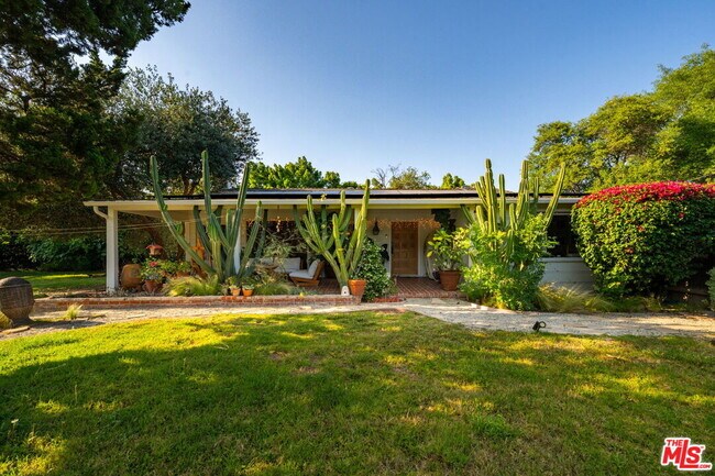Building Photo - 17401 Londelius St