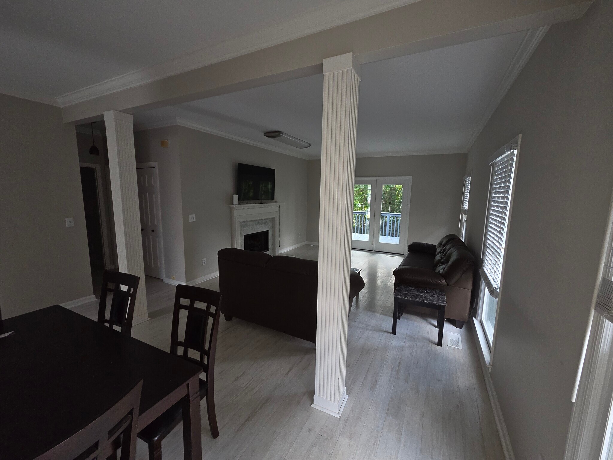 Building Photo - 321 Dulaine Cv