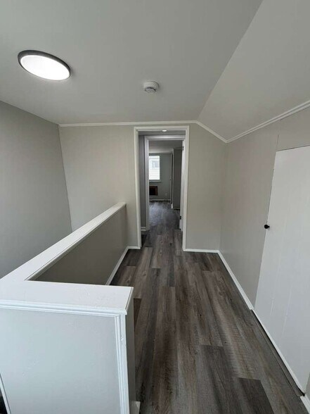 Building Photo - 3810 Lincoln Ave