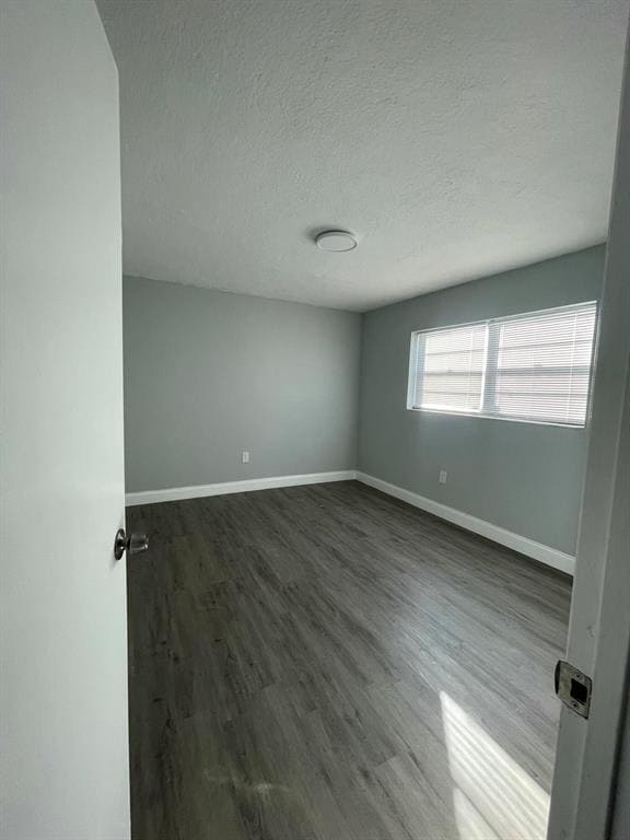 Building Photo - Southeast 7th Street, Hallandale Beach, FL 33009 - 1 BR 1 BA condo