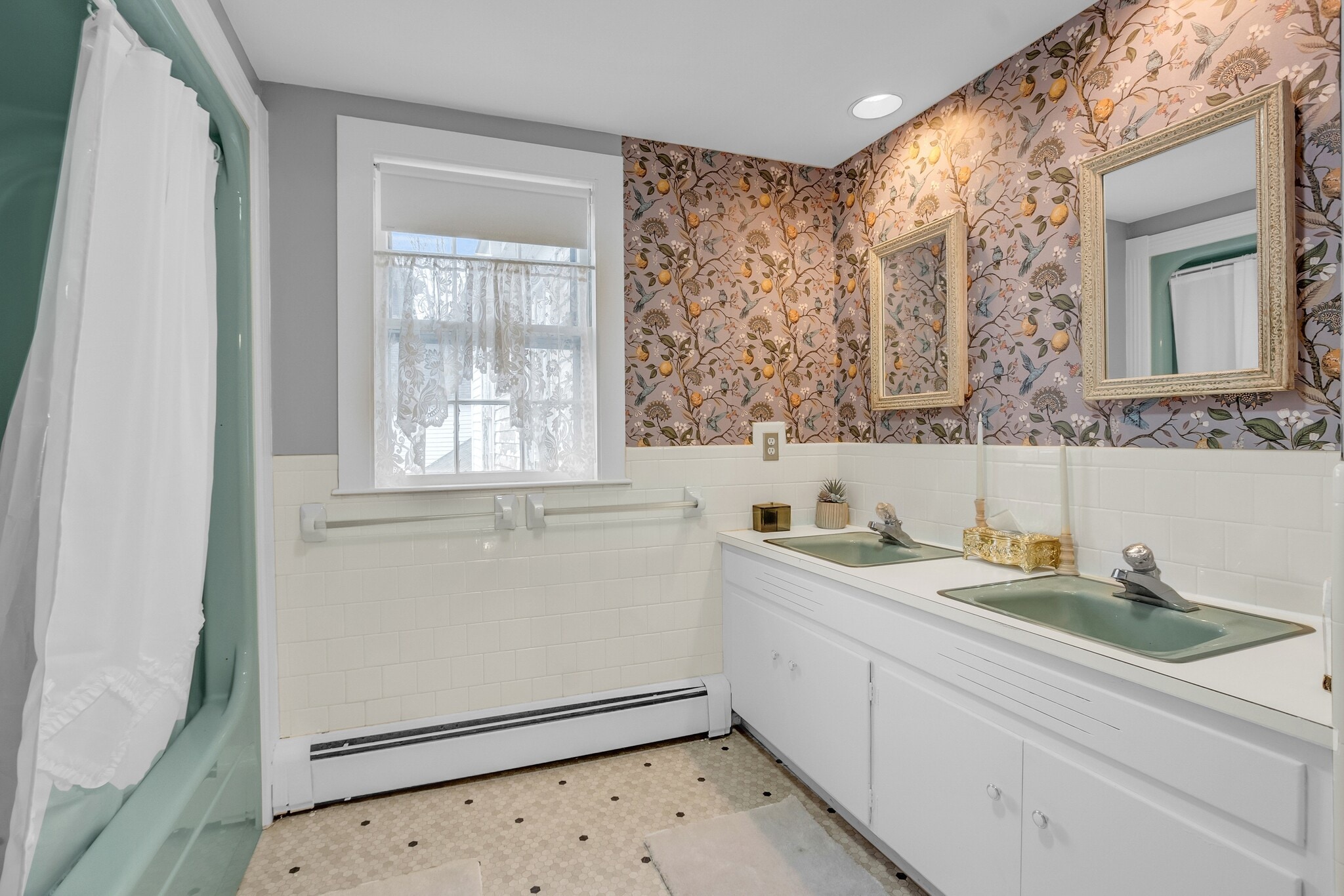 Full bathroom double vanity, 2nd floor - 205 Main St