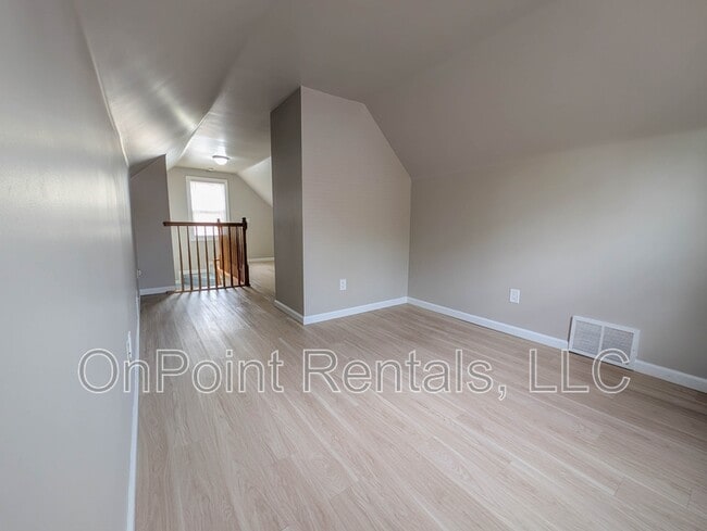 Building Photo - 34224 Stellwagen St