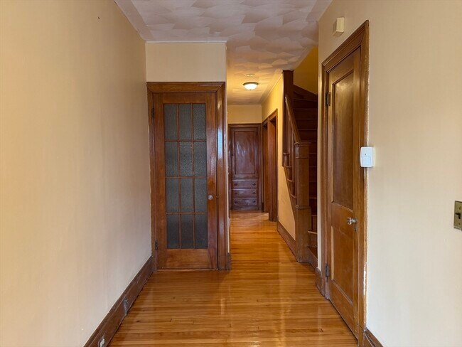 Building Photo - 21 Converse Ave