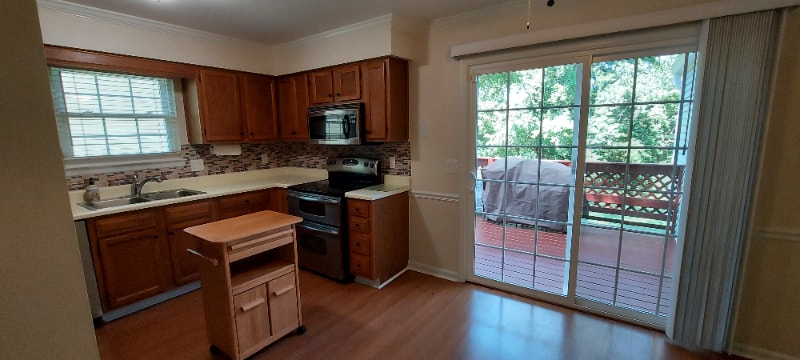 Building Photo - 1251 Carriage Park Dr