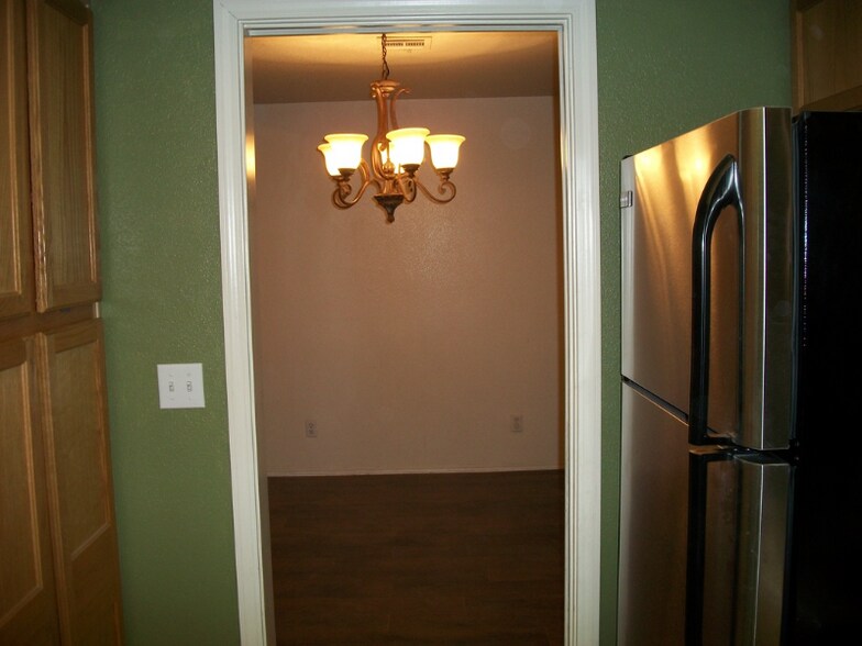 Building Photo - 4233 Brockton Green Ct