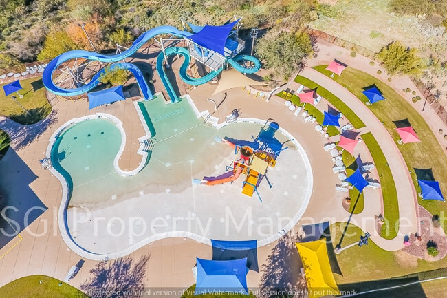 Building Photo - 39531 N White Tail Ln