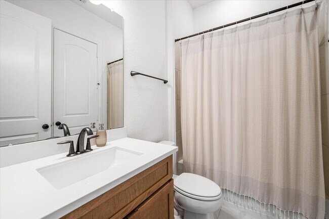 Building Photo - 20710 Via Giulia Ct