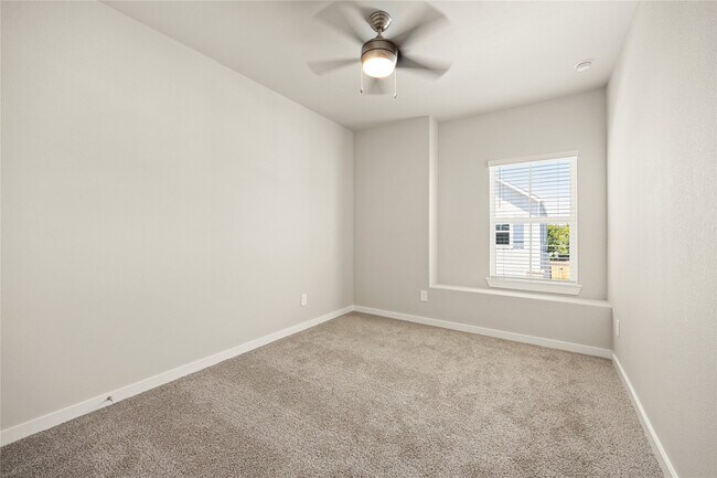 Building Photo - 10015 Rustic Charm St