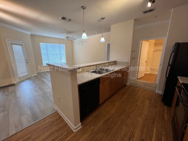 Building Photo - 8290 Gate Pkwy W