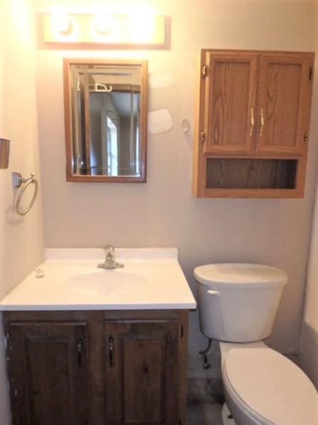Building Photo - Nice 3 Bed 2 Bath House In SW Columbia!