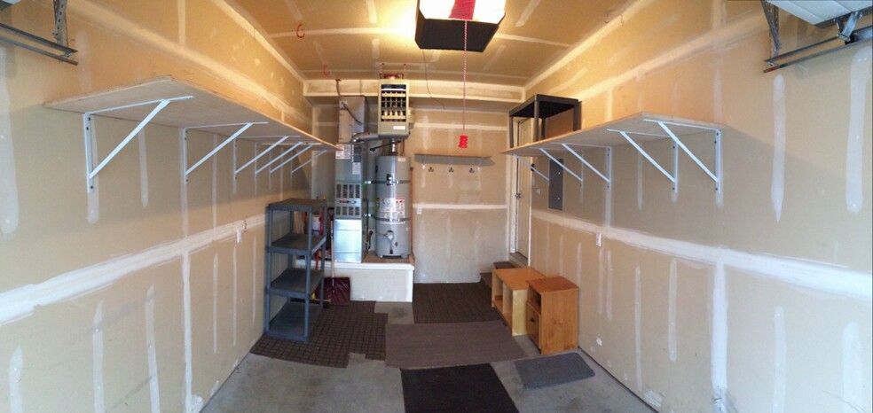 Building Photo - 6051 Spruce Meadows Loop