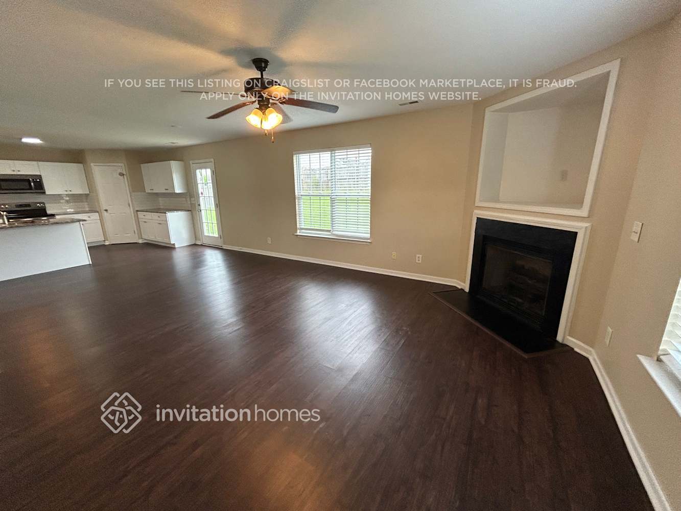 Building Photo - 607 Brassfield Dr