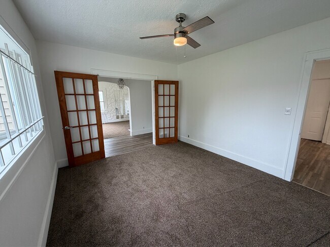 Building Photo - 3724 Hillman St