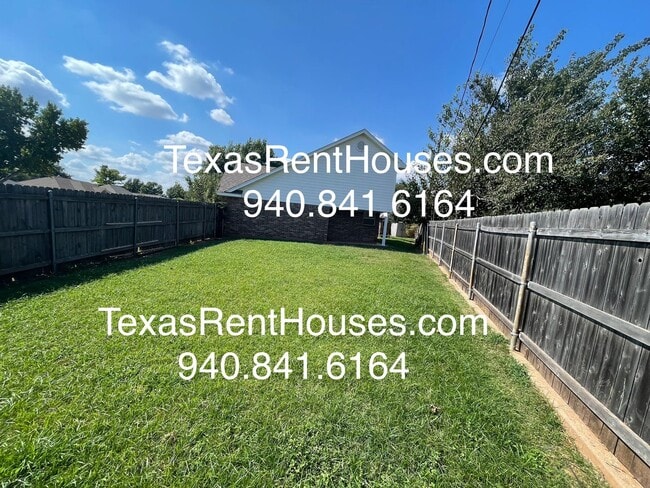 Building Photo - Spacious 3-Bedroom Home for Rent in Wichit...