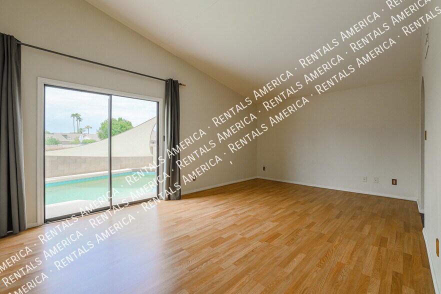 Building Photo - 2160 S Catarina