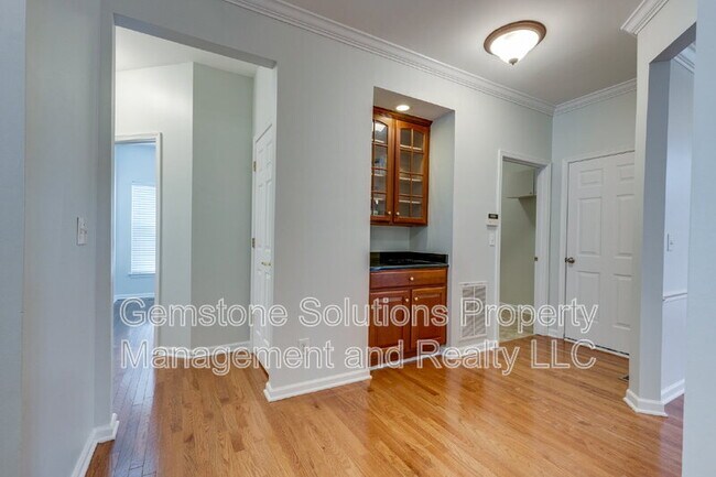 Building Photo - 756 Rolling Fork Dr