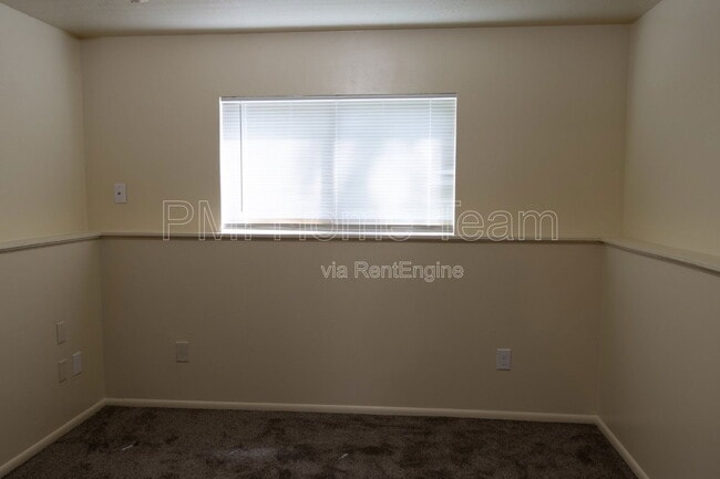 Building Photo - 1420 N Liberty Ave