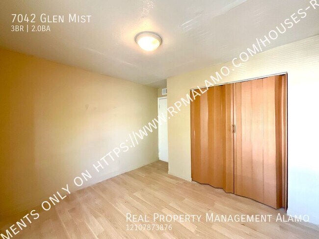 Building Photo - 7042 Glen Mist