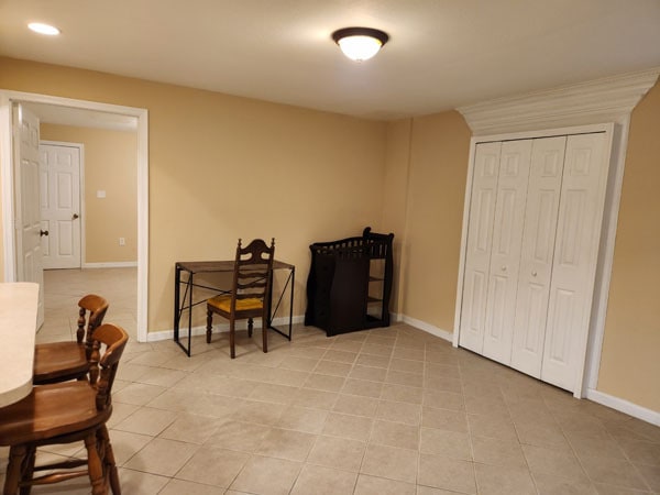 Living room - 5727 Western Ave NW