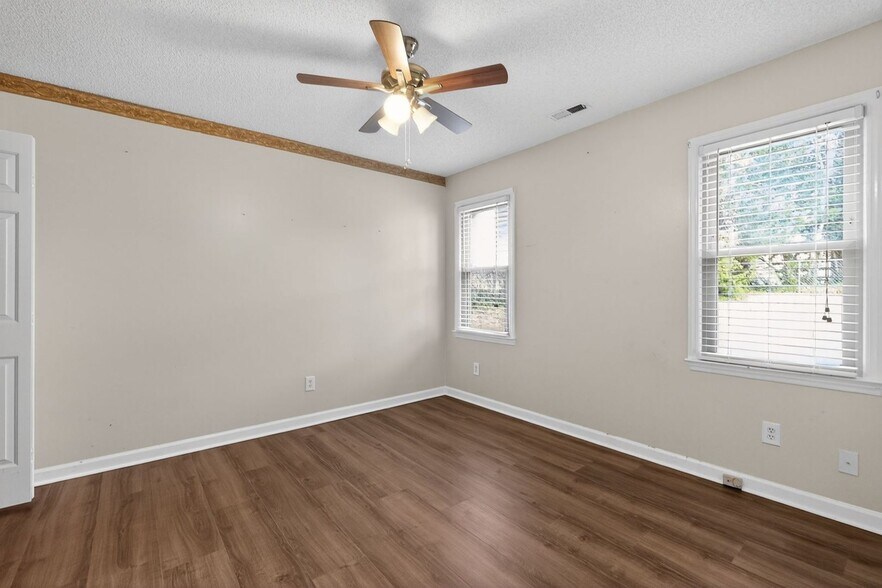 Building Photo - 1186 Stixfield Ct